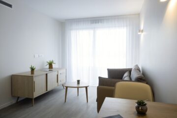 Salon appartement F2 meublé